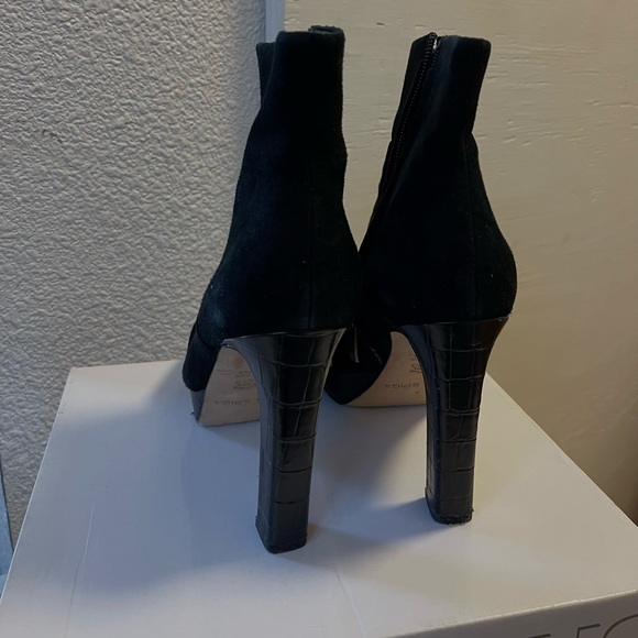 Via Spiga 100% leather and suede platform ankle boots - Picture 3 of 5